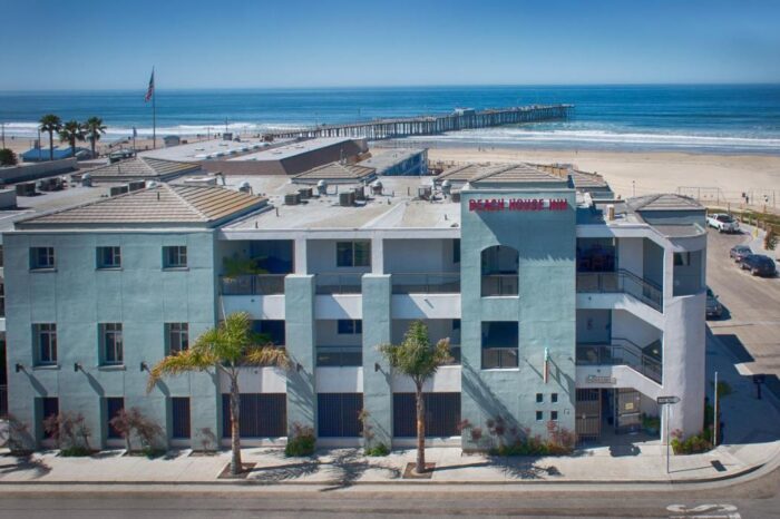 Beachouse Inn & Suites
