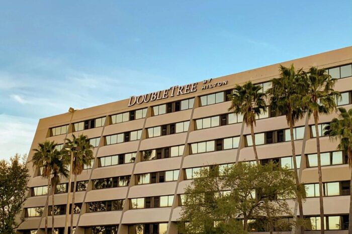 DoubleTree by Hilton Tampa Rocky Point Waterfront