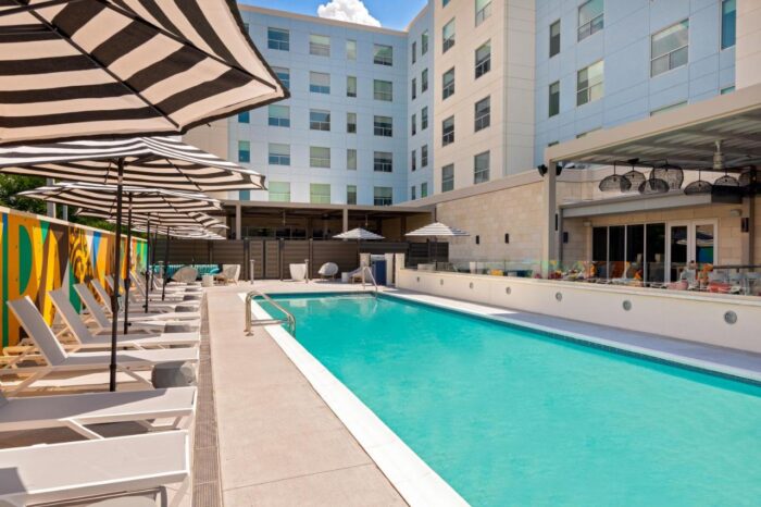 Hyatt House Tampa Airport / Westshore
