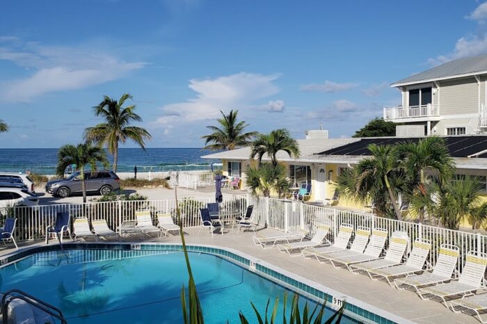 White Sands Beach Resort – Anna Maria Island