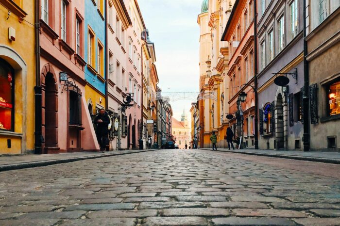 12 días de viaje asequible por Europa Central con Varsovia y Cracovia G1T